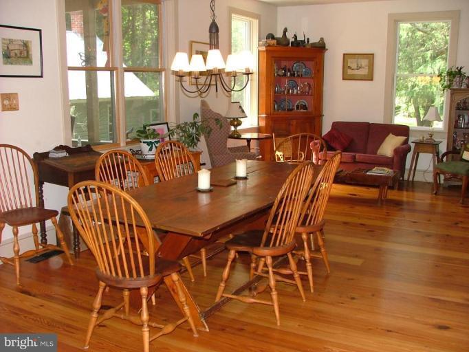 8436 Doncaster Road Easton, MD 21601 - Photo 5 of 9 Dining Area