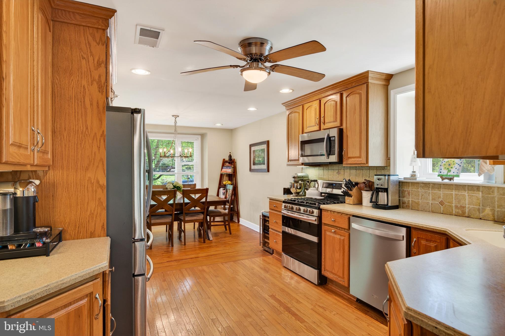 122 Ashwood Road Springfield, PA 19064 - Photo 9 of 48