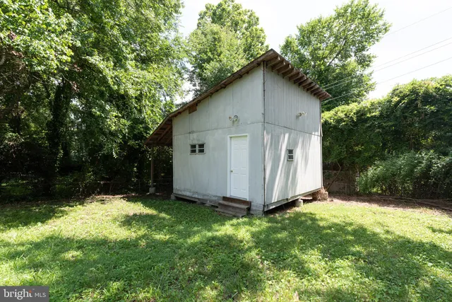 $358,900 | 1305 Barnard Drive, Henrico, VA 23229