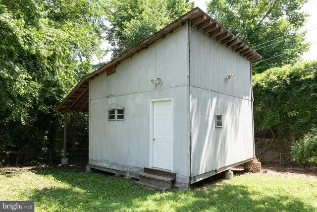 $358,900 | 1305 Barnard Drive, Henrico, VA 23229