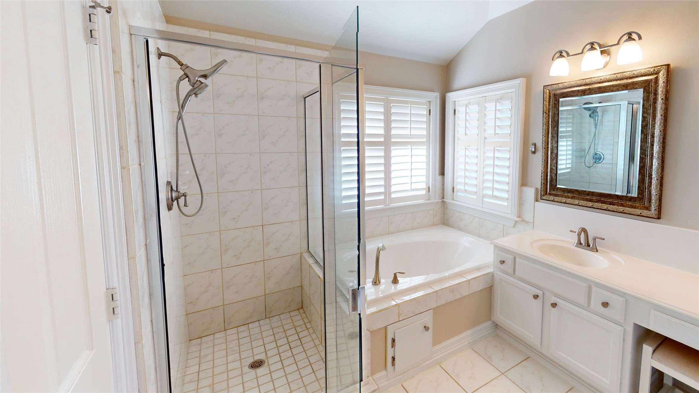 7947 Clarion Way Houston, TX 77040 - Photo 21 of 36