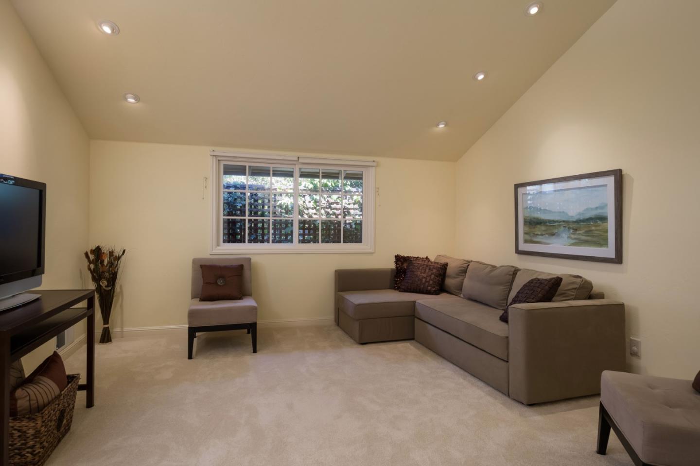 25026 Hatton Road Carmel, CA 93923 - Photo 19 of 22 Gallery Image 19