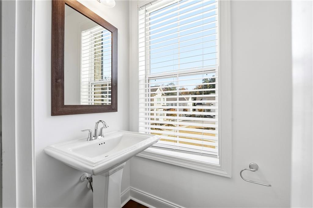 3619 Myron Place Suwanee, GA 30024 - Photo 10 of 24