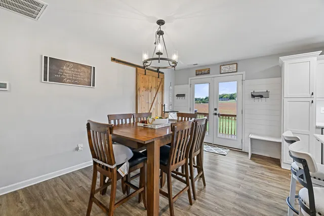 $484,500 | 890 West Main Street, Alexandria, TN 37012