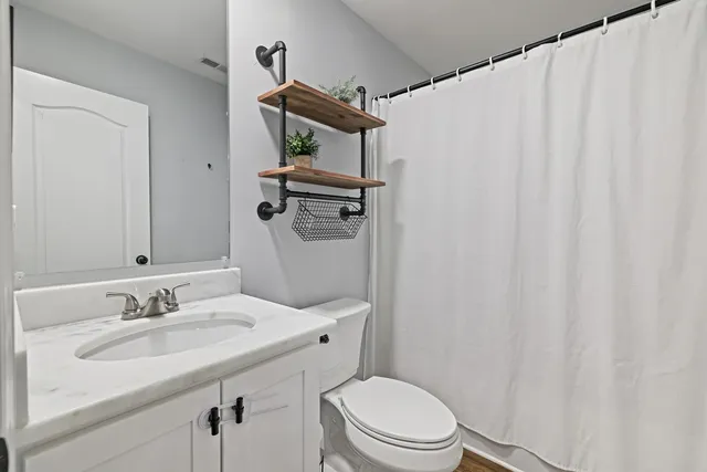 $484,500 | 890 West Main Street, Alexandria, TN 37012