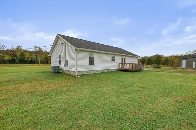 $484,500 | 890 West Main Street, Alexandria, TN 37012