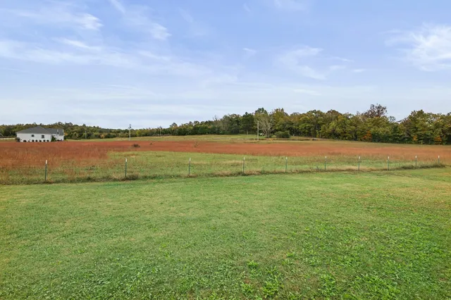 $484,500 | 890 West Main Street, Alexandria, TN 37012