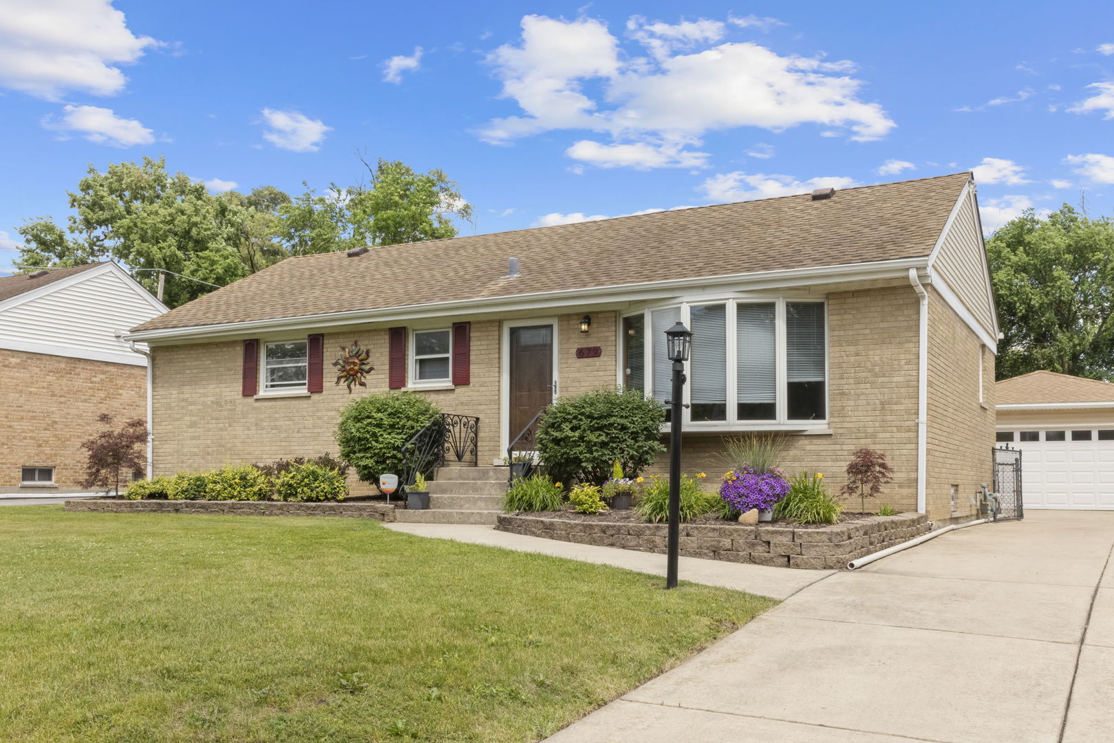 679 North West Road Lombard, IL 60148 - Photo 1 of 33