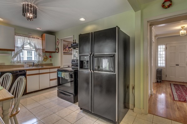 22 Burbank Road Medford, MA 02155 - Photo 13 of 30 Gallery Image 13