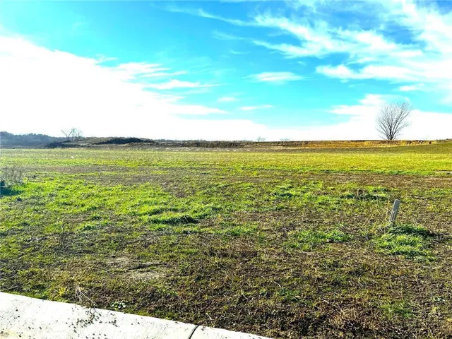 $85,000 | 100 Rolling Hills Drive, Elgin, MN 55932