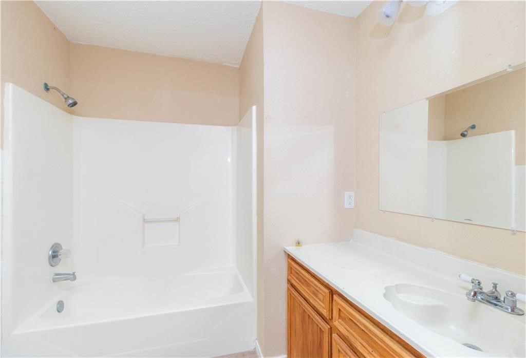 7945 Fox Drive Corpus Christi, TX 78414 - Photo 7 of 11