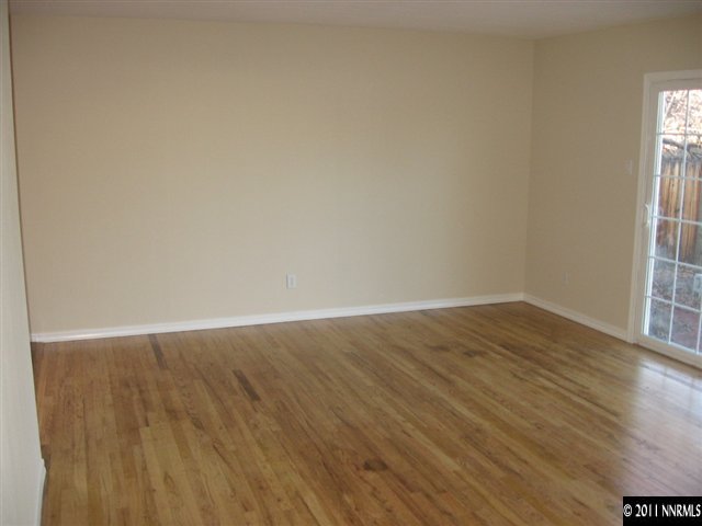 2755 Gellert Drive Reno, NV 89503 - Photo 5 of 6 Photo 5