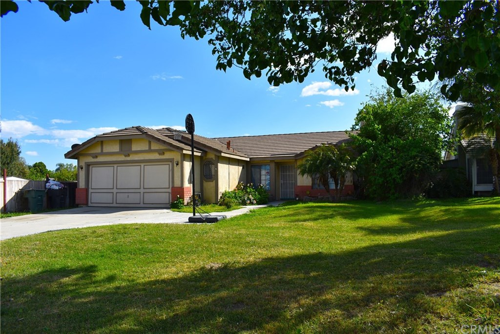 4514 Columbia Avenue Riverside, CA 92501 - Photo 1 of 1 Front View
