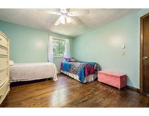184 Burbank Road Sutton, MA 01590 - Photo 16 of 34