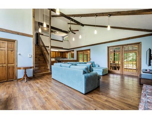 184 Burbank Road Sutton, MA 01590 - Photo 5 of 34