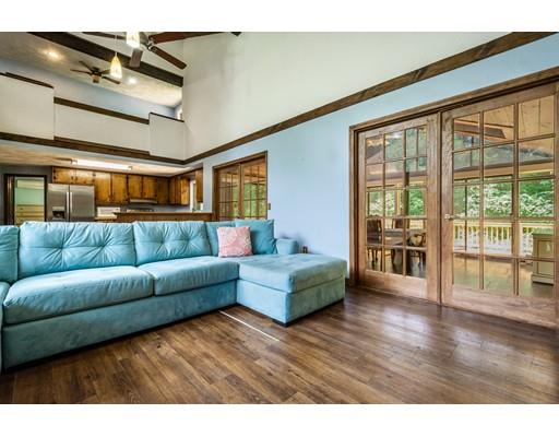 184 Burbank Road Sutton, MA 01590 - Photo 6 of 34