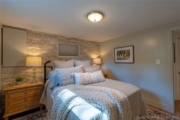 $620,000 | 396 Wundurvue Circle, Climax Springs, MO 65324