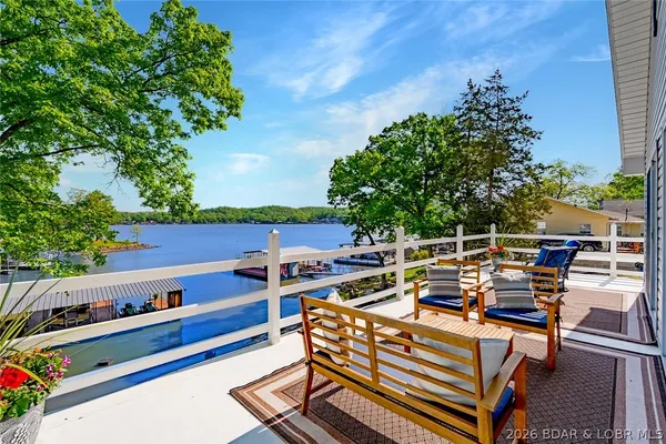 $620,000 | 396 Wundurvue Circle, Climax Springs, MO 65324