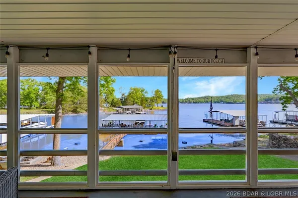 $620,000 | 396 Wundurvue Circle, Climax Springs, MO 65324