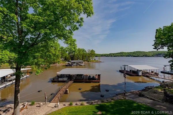 $620,000 | 396 Wundurvue Circle, Climax Springs, MO 65324