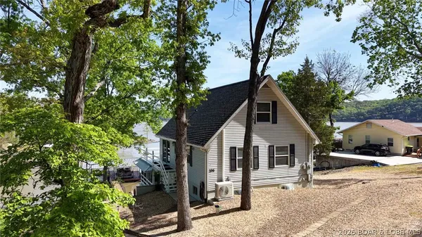 $620,000 | 396 Wundurvue Circle, Climax Springs, MO 65324