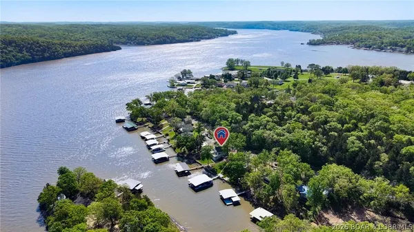$620,000 | 396 Wundurvue Circle, Climax Springs, MO 65324
