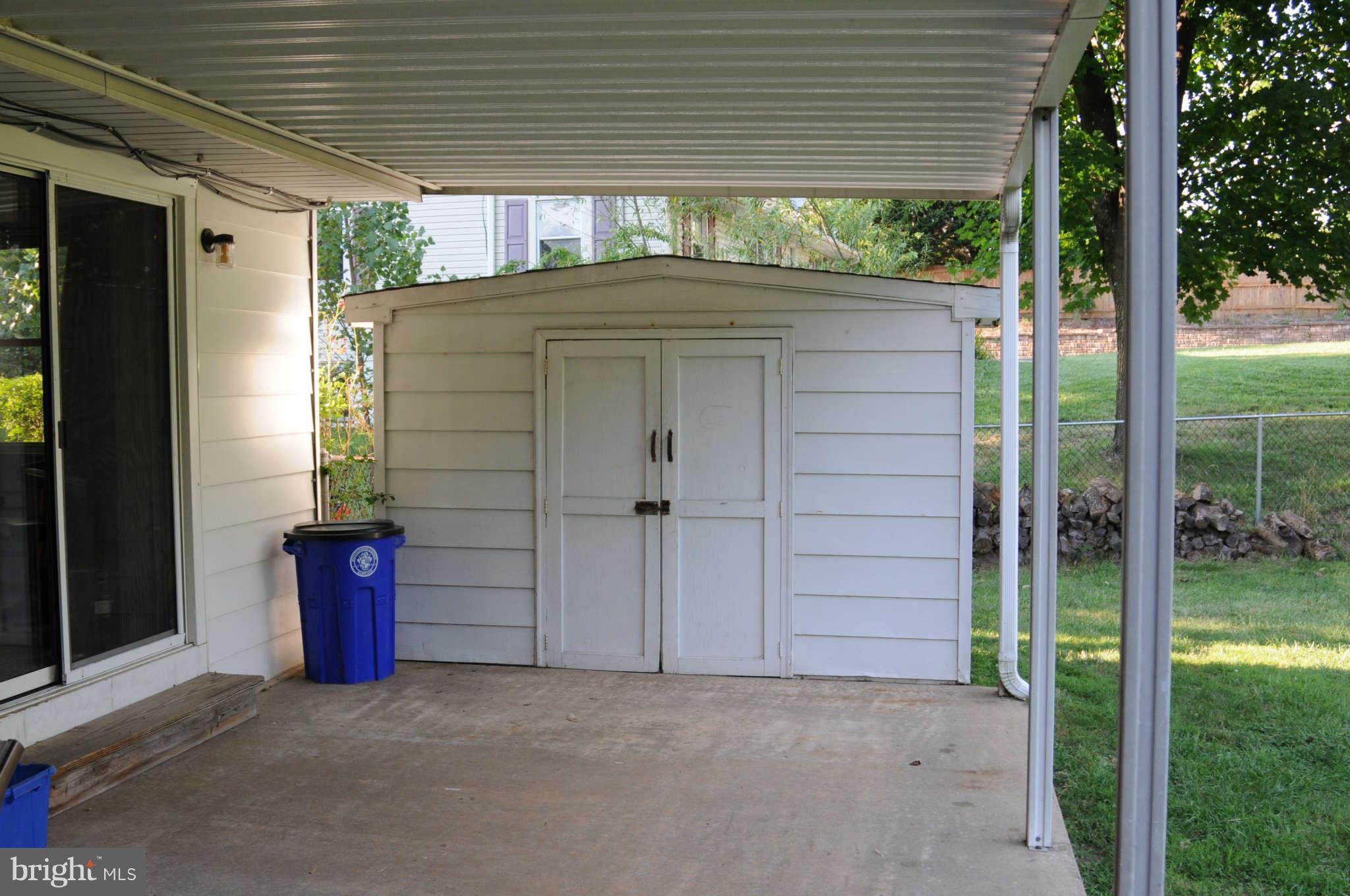 10012 Moxley Road Damascus, MD 20872 - Photo 20 of 24 Exterior Rear