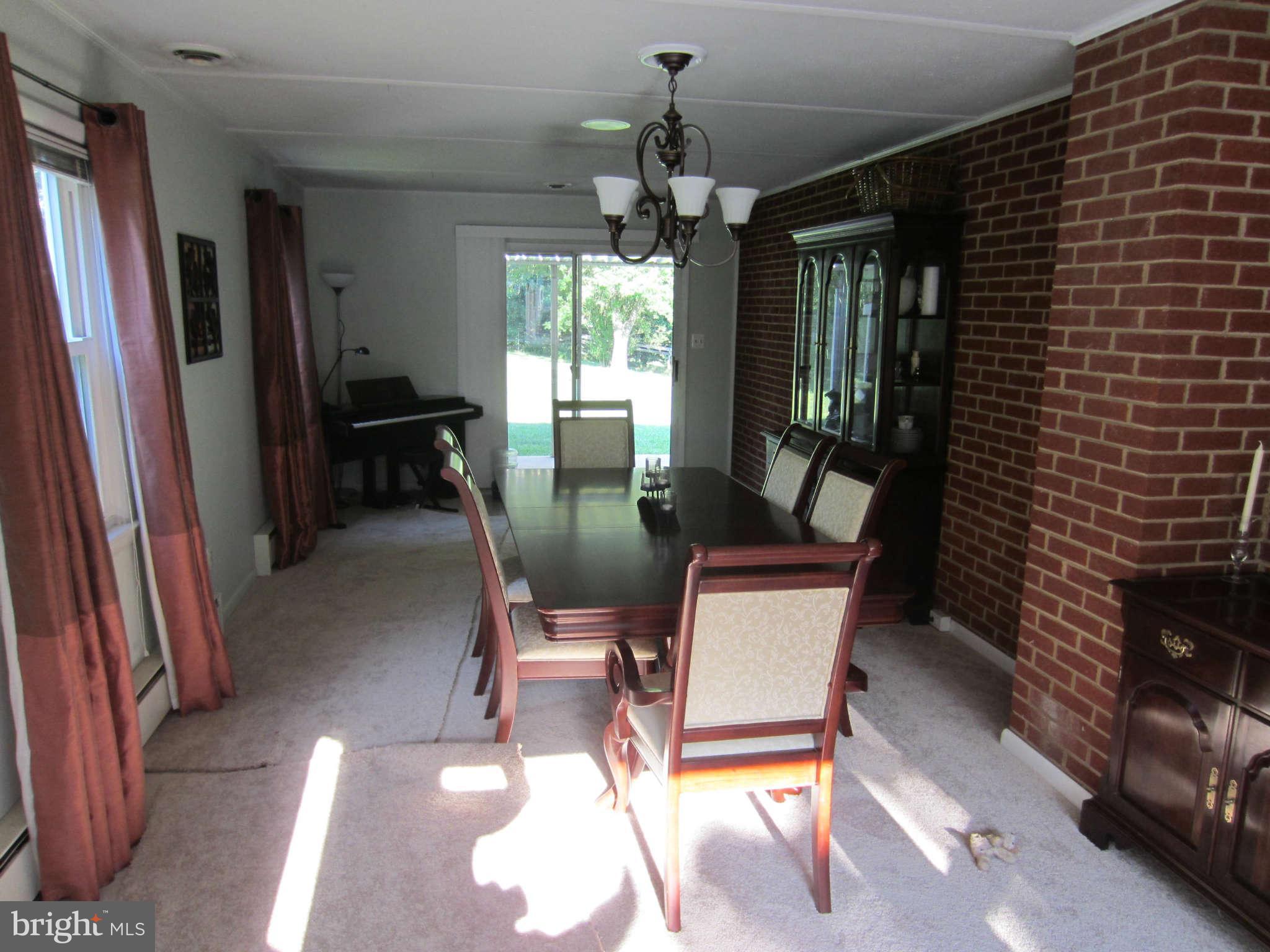 10012 Moxley Road Damascus, MD 20872 - Photo 10 of 24 Dining Room