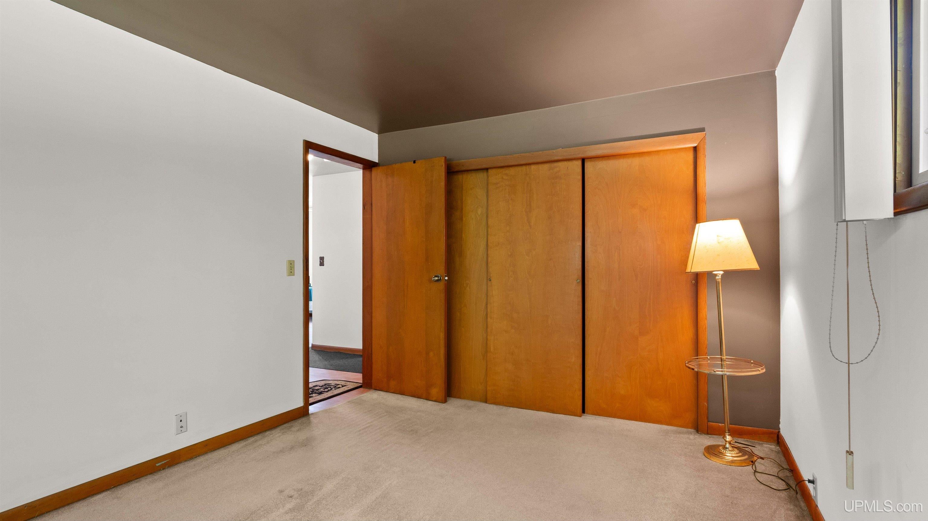 8589 M.5 Road Gladstone, MI 49837 - Photo 30 of 47 Gallery Image 30