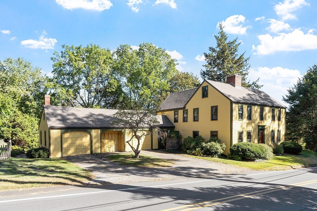 46 Locust Street Merrimac, MA 01860 - Photo 2 of 42 Gallery Image 2
