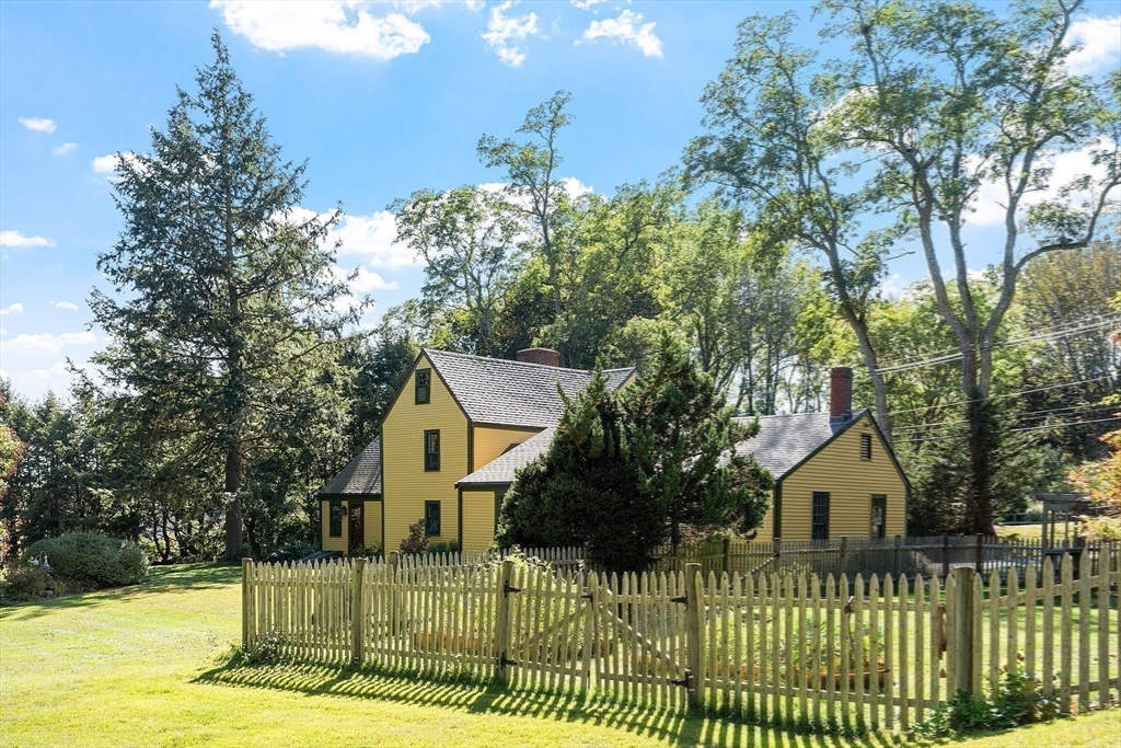 46 Locust Street Merrimac, MA 01860 - Photo 38 of 42 Gallery Image 38