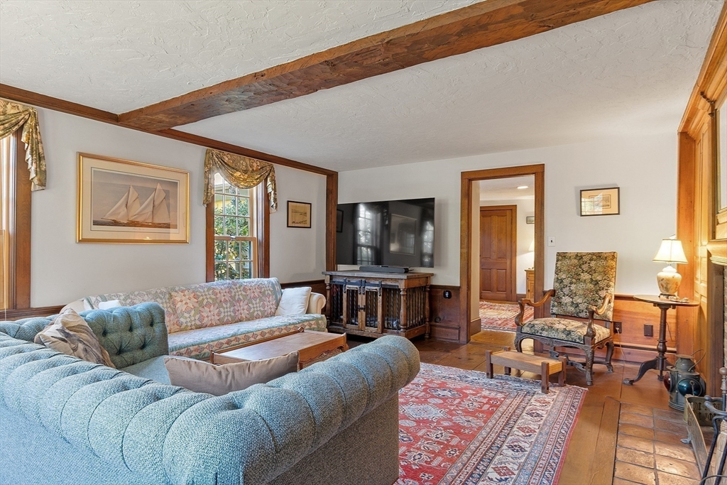 46 Locust Street Merrimac, MA 01860 - Photo 7 of 42 Gallery Image 7