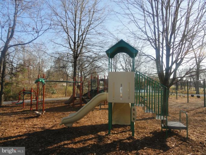 505 Brentwood Road Edgewater, MD 21037 - Photo 26 of 30 Community