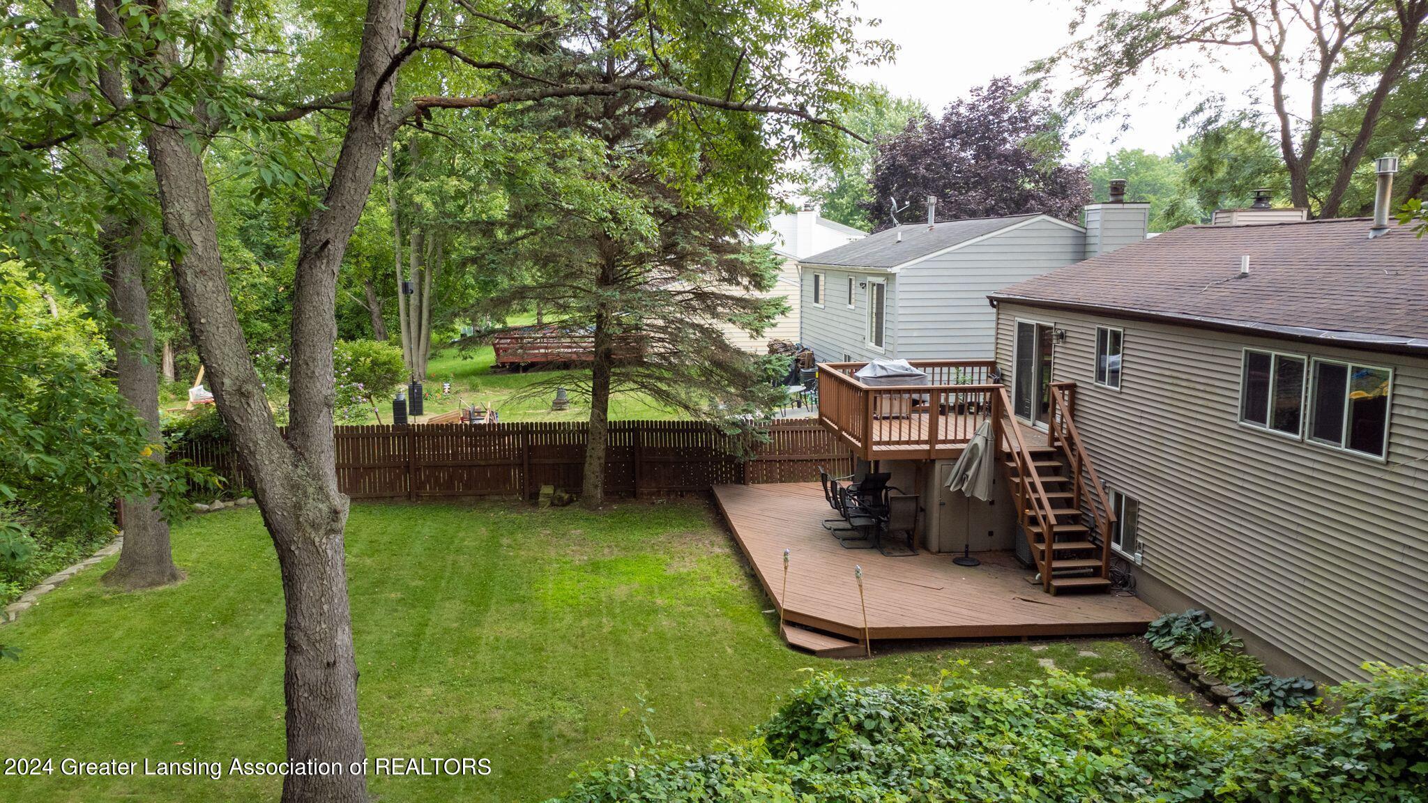 5901 Rockingham Drive Lansing, MI 48911 - Photo 32 of 42 Epu59tvE
