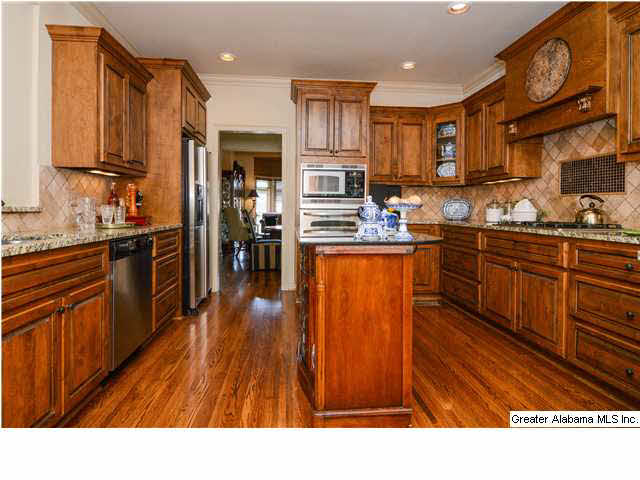 213 Sterling Gate Lane Alabaster, AL 35007 - Photo 7 of 32