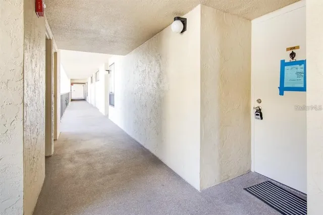 $1,400 | 2615 Cove Cay Drive, Unit 205, Clearwater, FL 33760