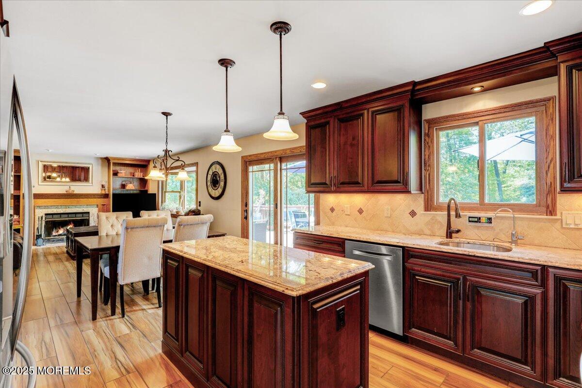 37 Sweet Gum Road Howell, NJ 07731 - Photo 5 of 60 17-Kitchen