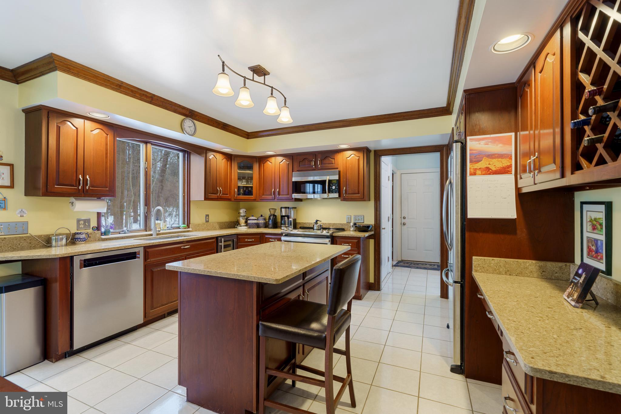 14225 Sawmill Court Phoenix, MD 21131 - Photo 12 of 43 Kitchen/Center Island