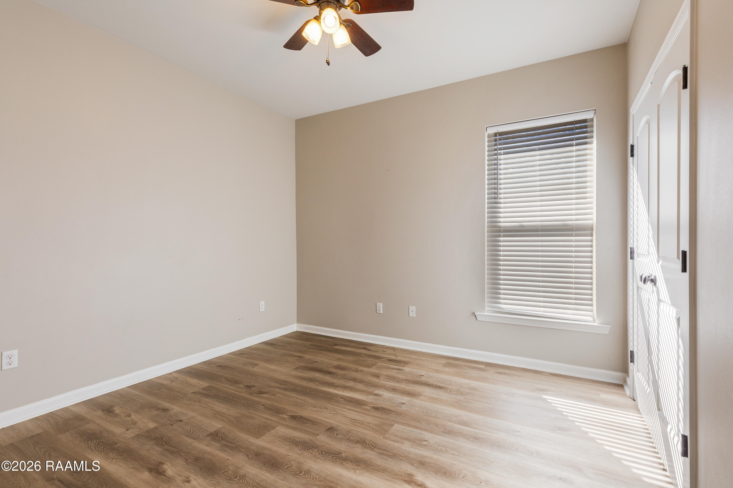 129 Gray Birch Loop Youngsville, LA 70592 - Photo 13 of 22 129 Grey Birch Loop Youngsville-13