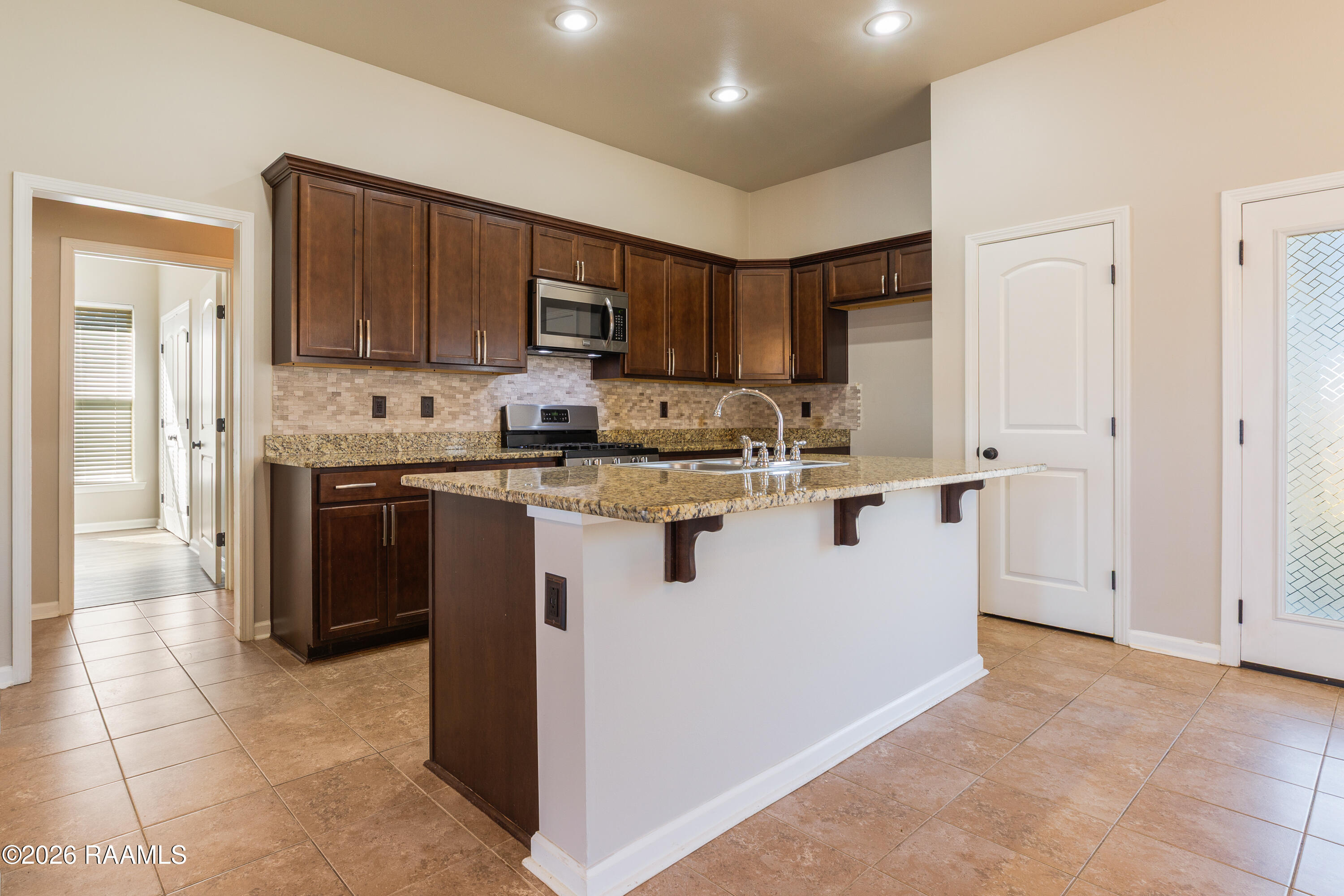 129 Gray Birch Loop Youngsville, LA 70592 - Photo 10 of 22 129 Grey Birch Loop Youngsville-10