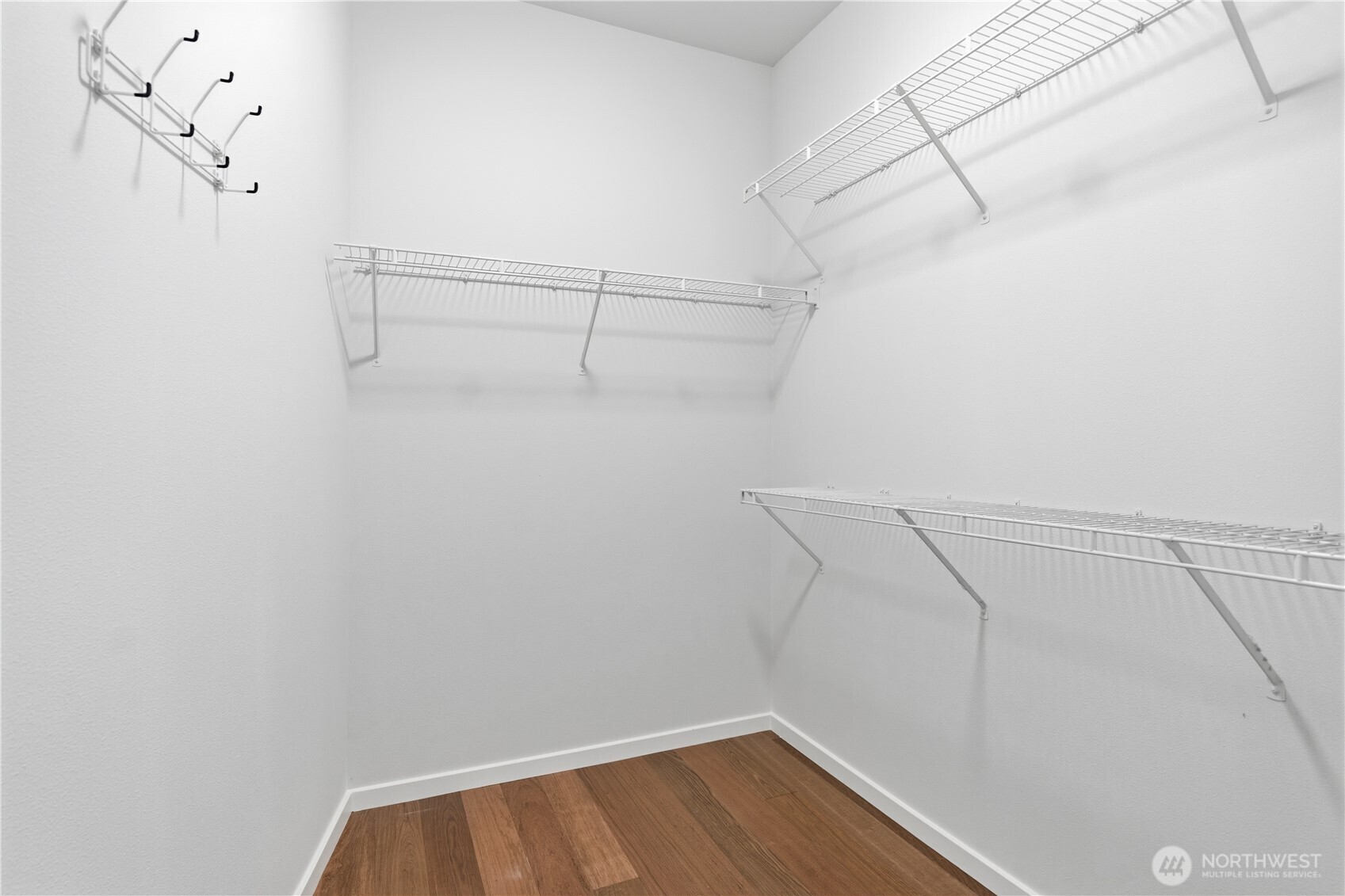 1900 Alaskan Way, Unit 108 Seattle, WA 98101 - Photo 22 of 38