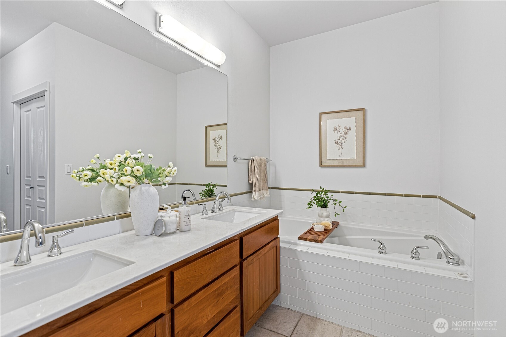 1900 Alaskan Way, Unit 108 Seattle, WA 98101 - Photo 23 of 38