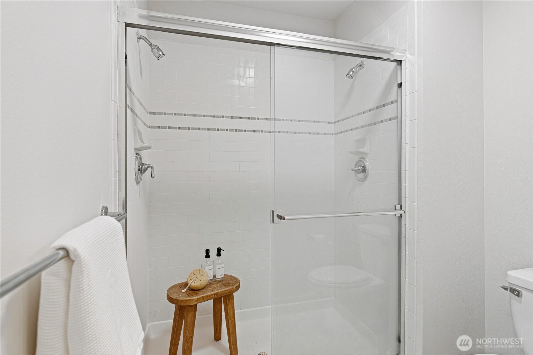 1900 Alaskan Way, Unit 108 Seattle, WA 98101 - Photo 24 of 38