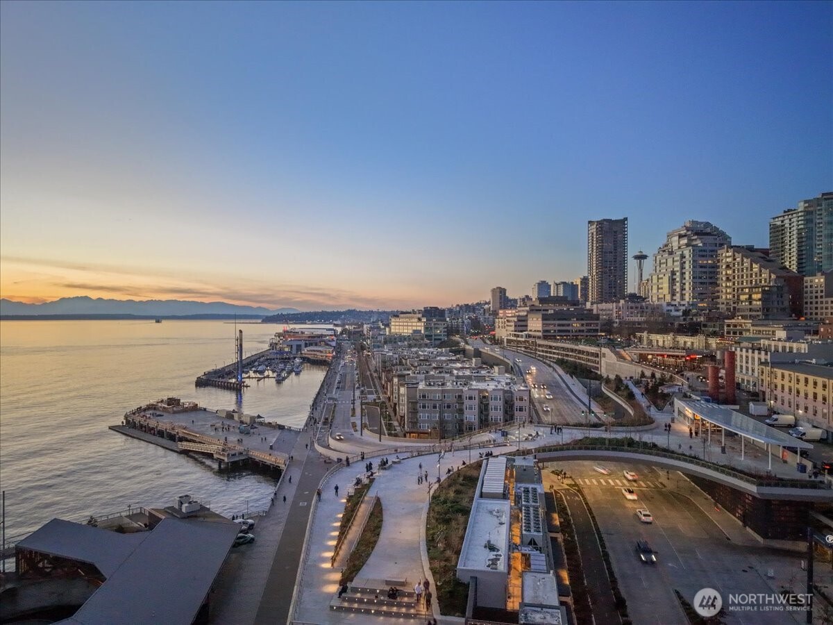 1900 Alaskan Way, Unit 108 Seattle, WA 98101 - Photo 38 of 38