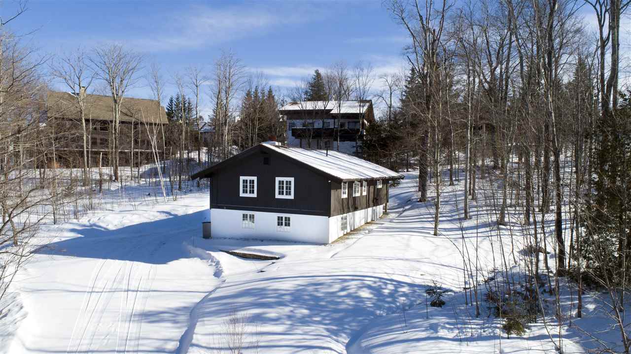 11 West Round Road Winhall, VT 05340 - Photo 6 of 33