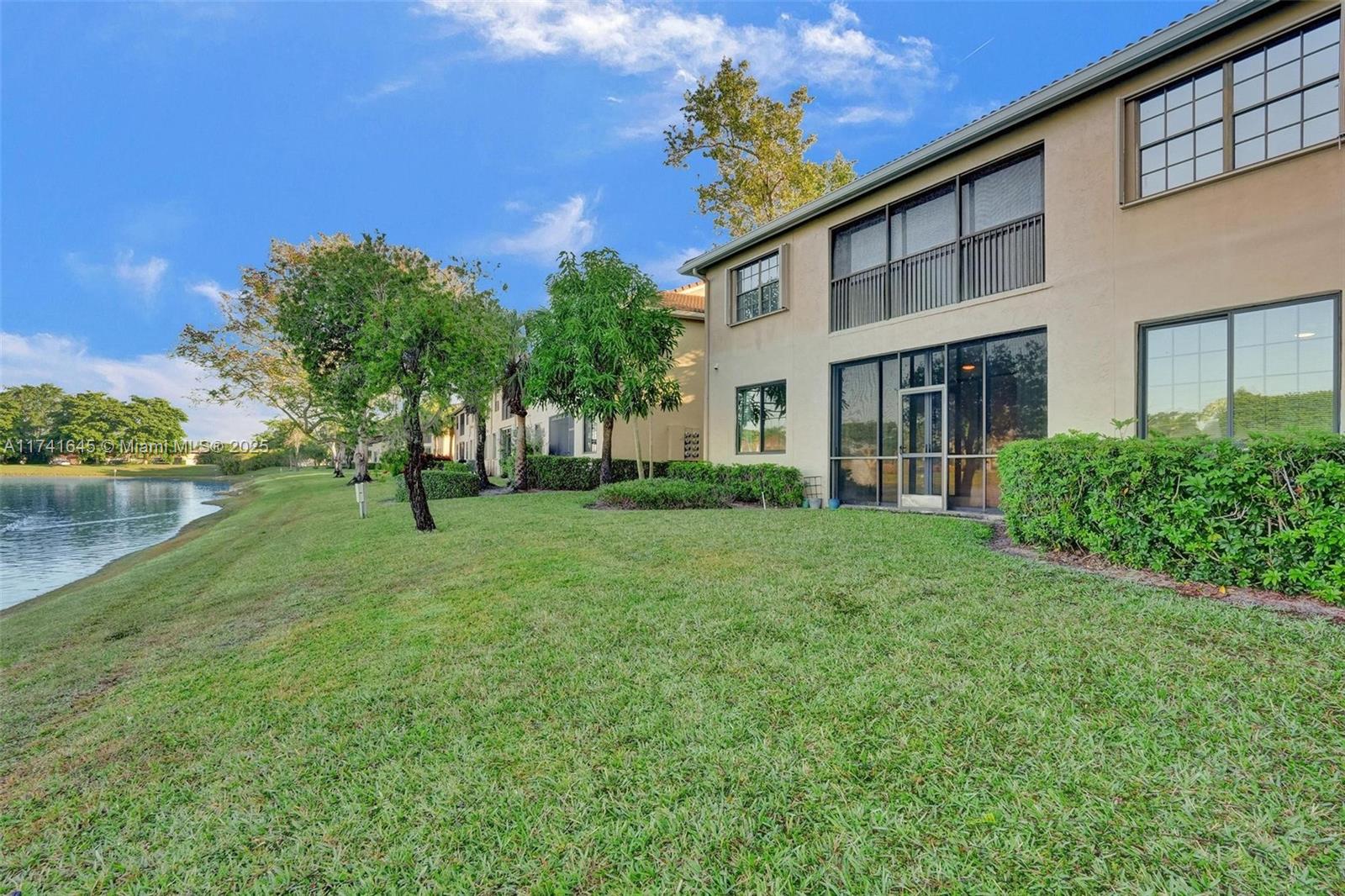 6765 Montego Bay Boulevard, Unit E Boca Raton, FL 33433 - Photo 38 of 91