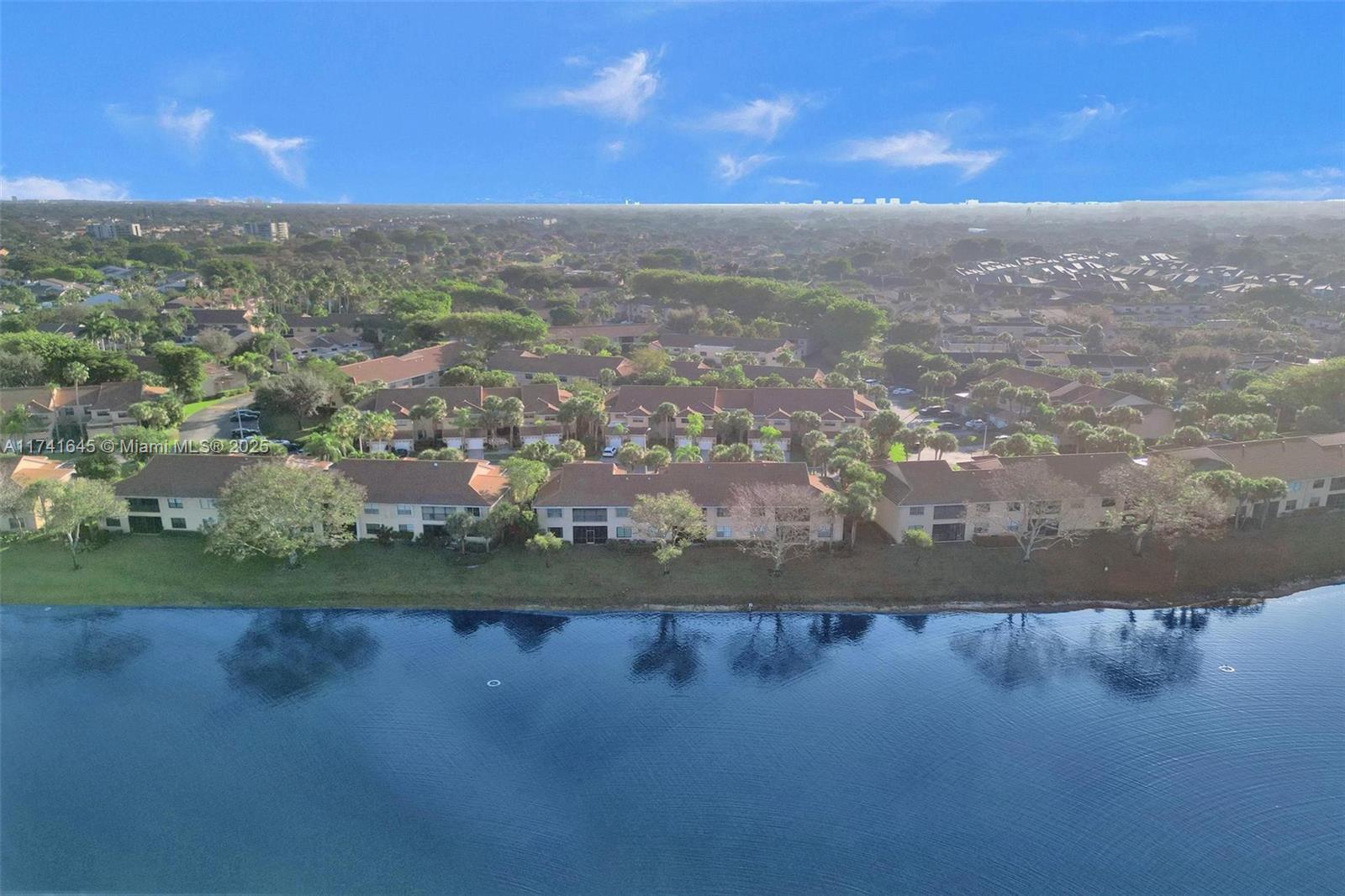 6765 Montego Bay Boulevard, Unit E Boca Raton, FL 33433 - Photo 75 of 91