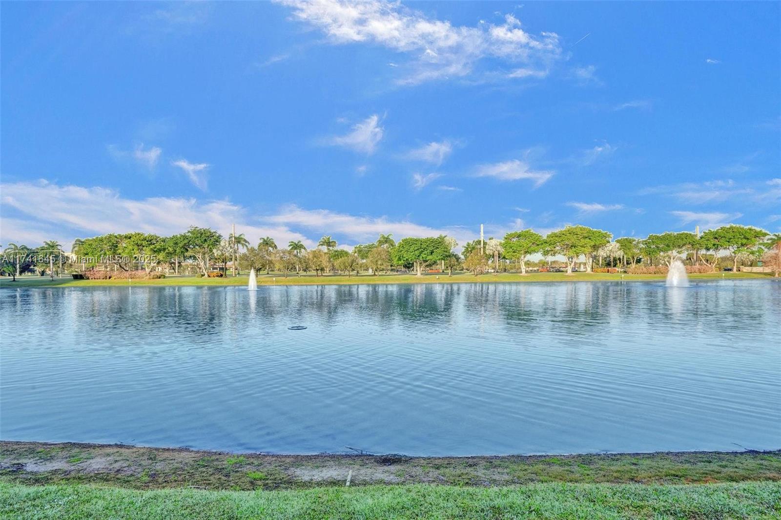 6765 Montego Bay Boulevard, Unit E Boca Raton, FL 33433 - Photo 9 of 91