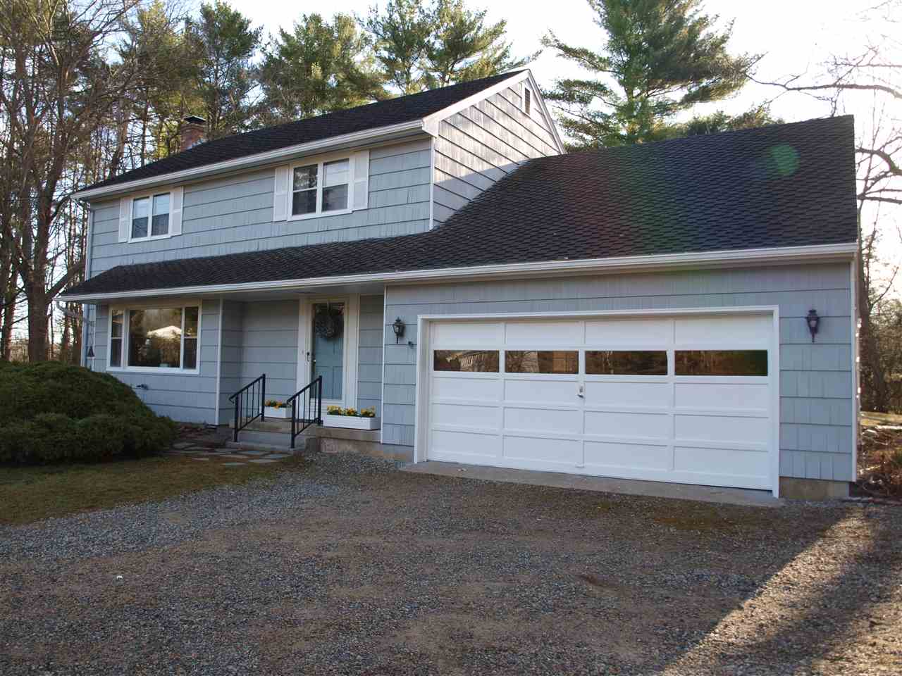 24 Riverbend Road York, ME 03909 - Photo 1 of 29 Gallery Image 1