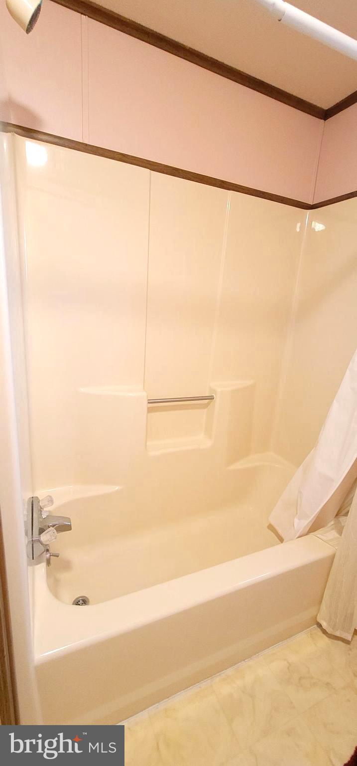 311 John Alden Drive Buena, NJ 08310 - Photo 14 of 35 a bathroom with a shower